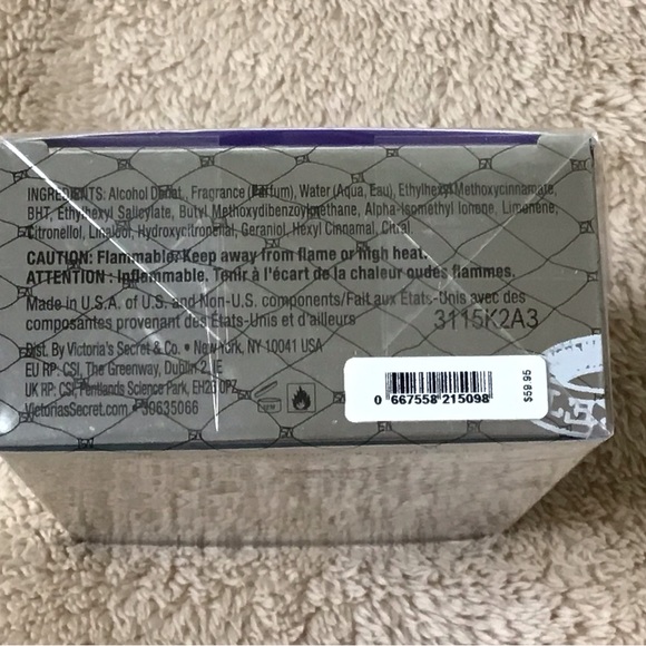 Victoria’s Secret tease rebel - Picture 7 of 11